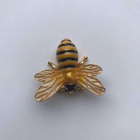Vintage Honeybee Trinket Box Enamel Brass - Picture 2 of 5